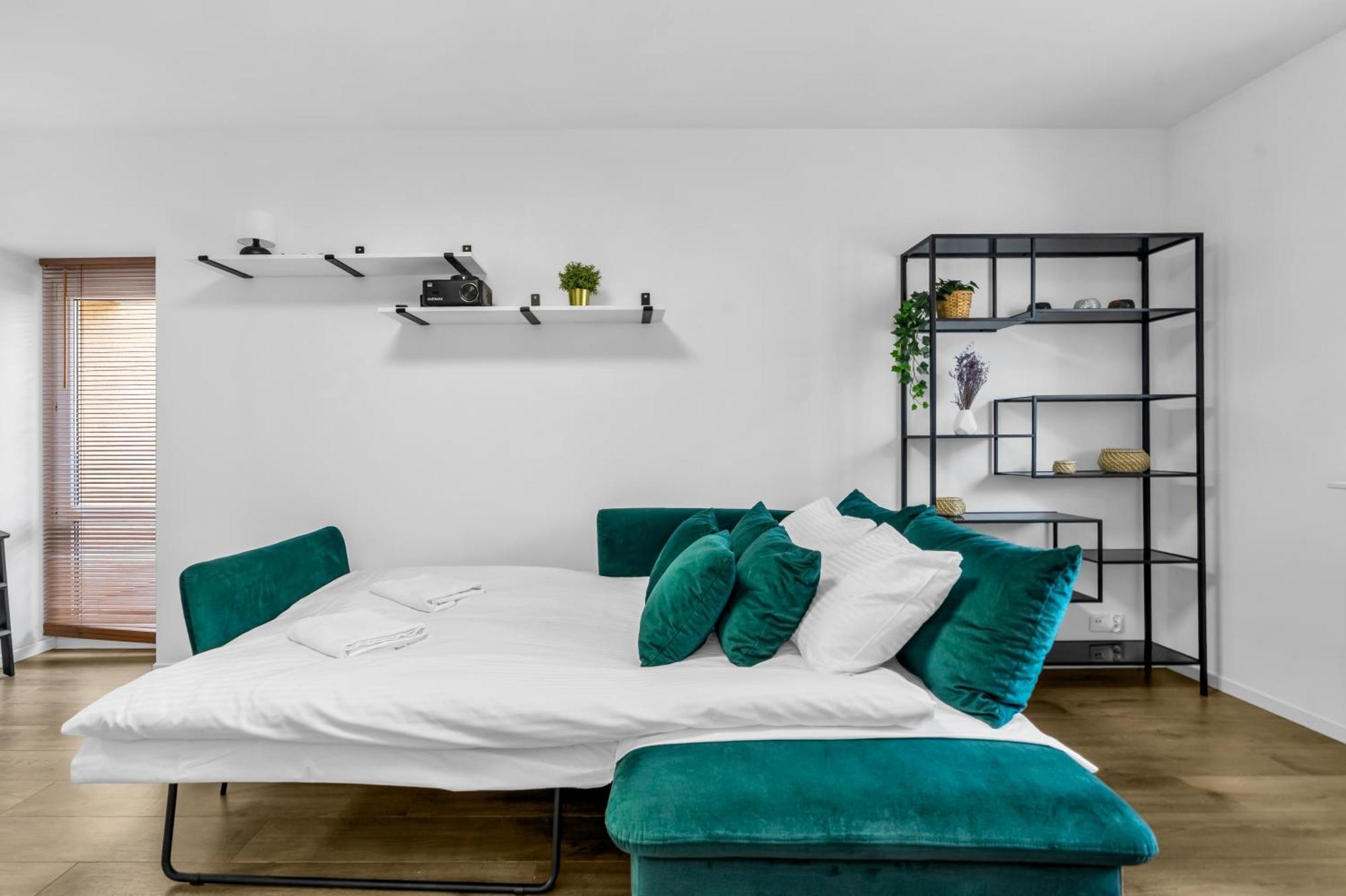 Kolo Malachite Apartament Warszawa